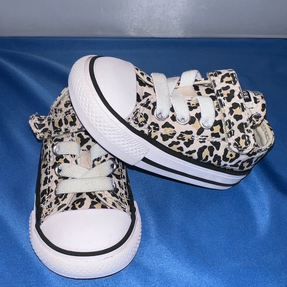 Converse Kids sz 4 Leopard Cheetah Chuck Taylor Shoe Sneakers Hook Loop